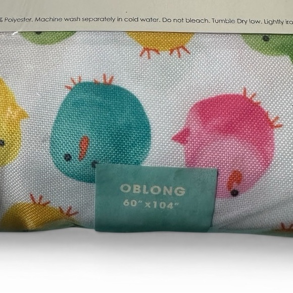 Cynthia Rowley Multi-Color Chick Print Tablecloth Oblong 60” X 104” NIP - Picture 3 of 4